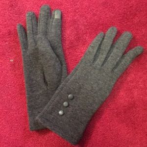 Primp Boutique gloves with finger pads